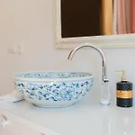 Rueuetli Residents 아파트